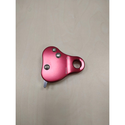 Страхувальний пристрій First Ascent GOLEM