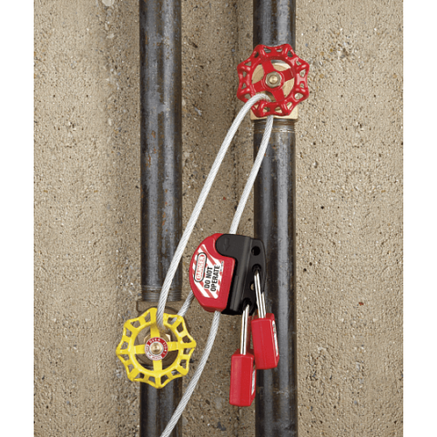 Блокиратор кабельний регульований Master Lock 1,83м S806